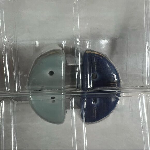 Disney Alice in the Wonderland 70th Mary Blair Salt & Pepper Shaker Set NIB - Picture 10 of 13